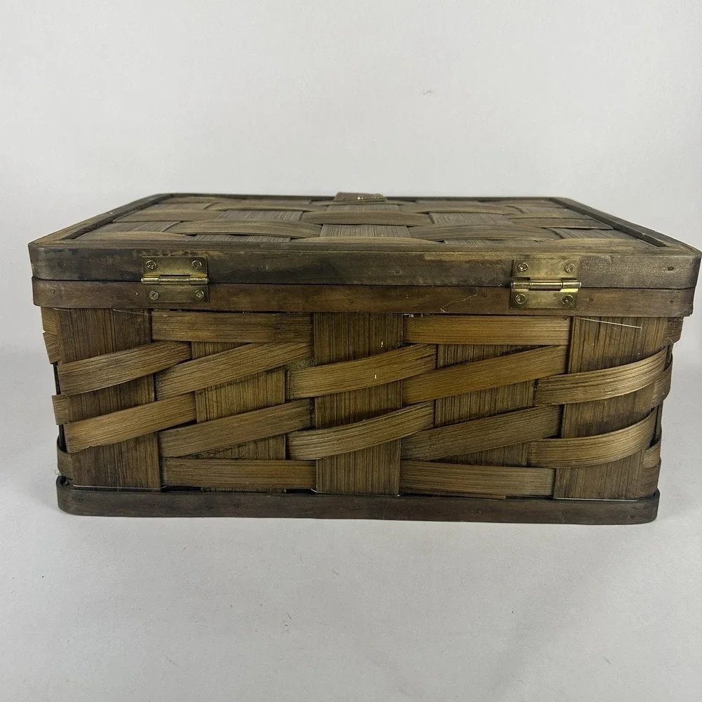 Vintage Woven Wood Picnic Basket Plaid Lined Folding Handle Storage Basket